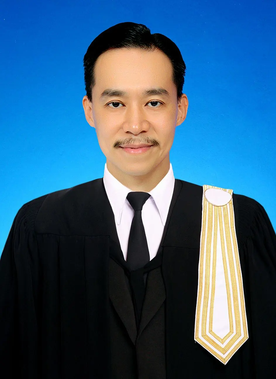 ชุดครุย